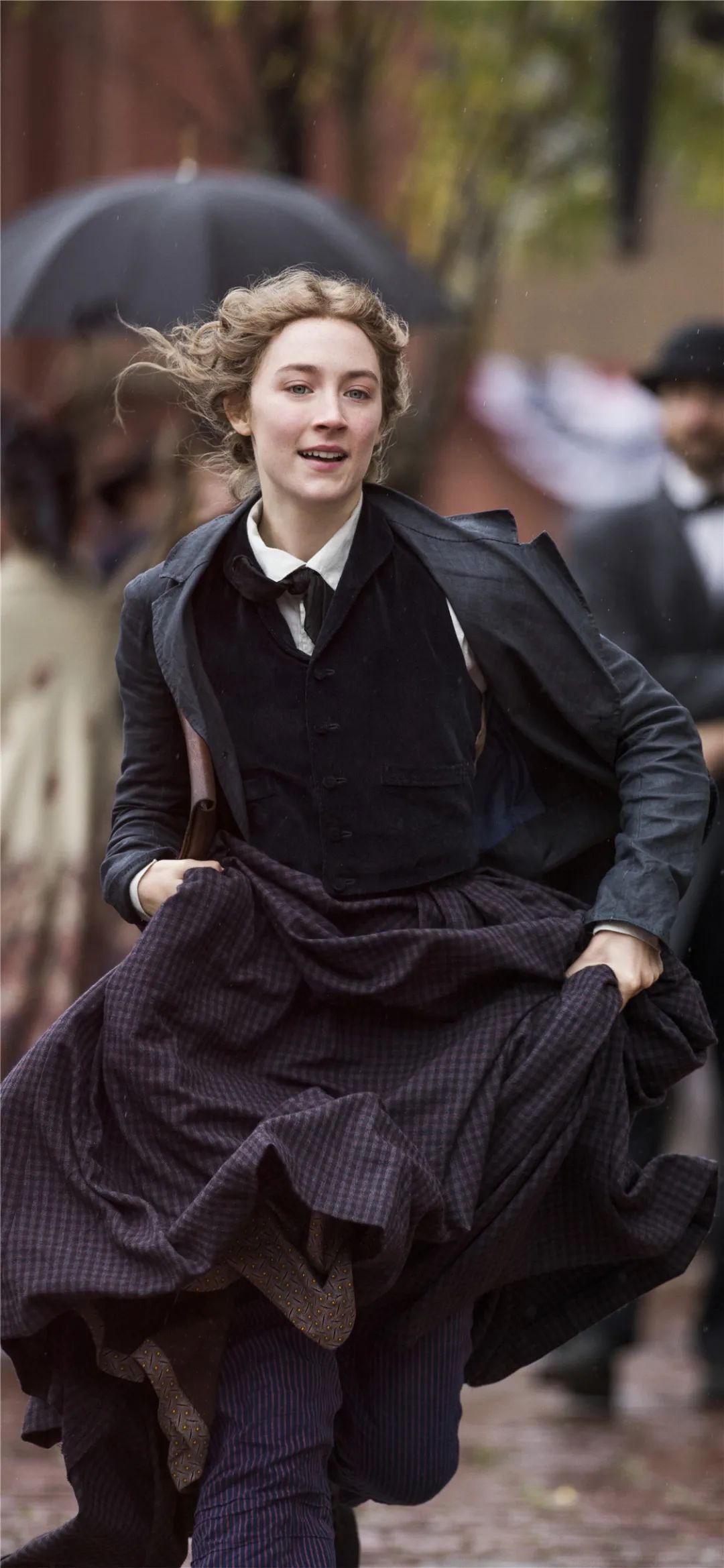 想摘得奧斯卡&ldquo;最佳服裝設(shè)計獎&rdquo;,需要下多少工夫? | 《小婦人》壁紙分享